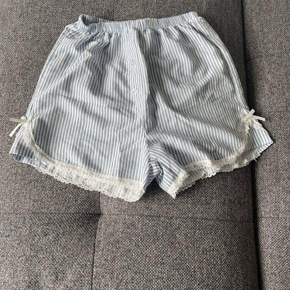 White and Blue Striped Shorts with Lace Detail - Picture 2 of 5